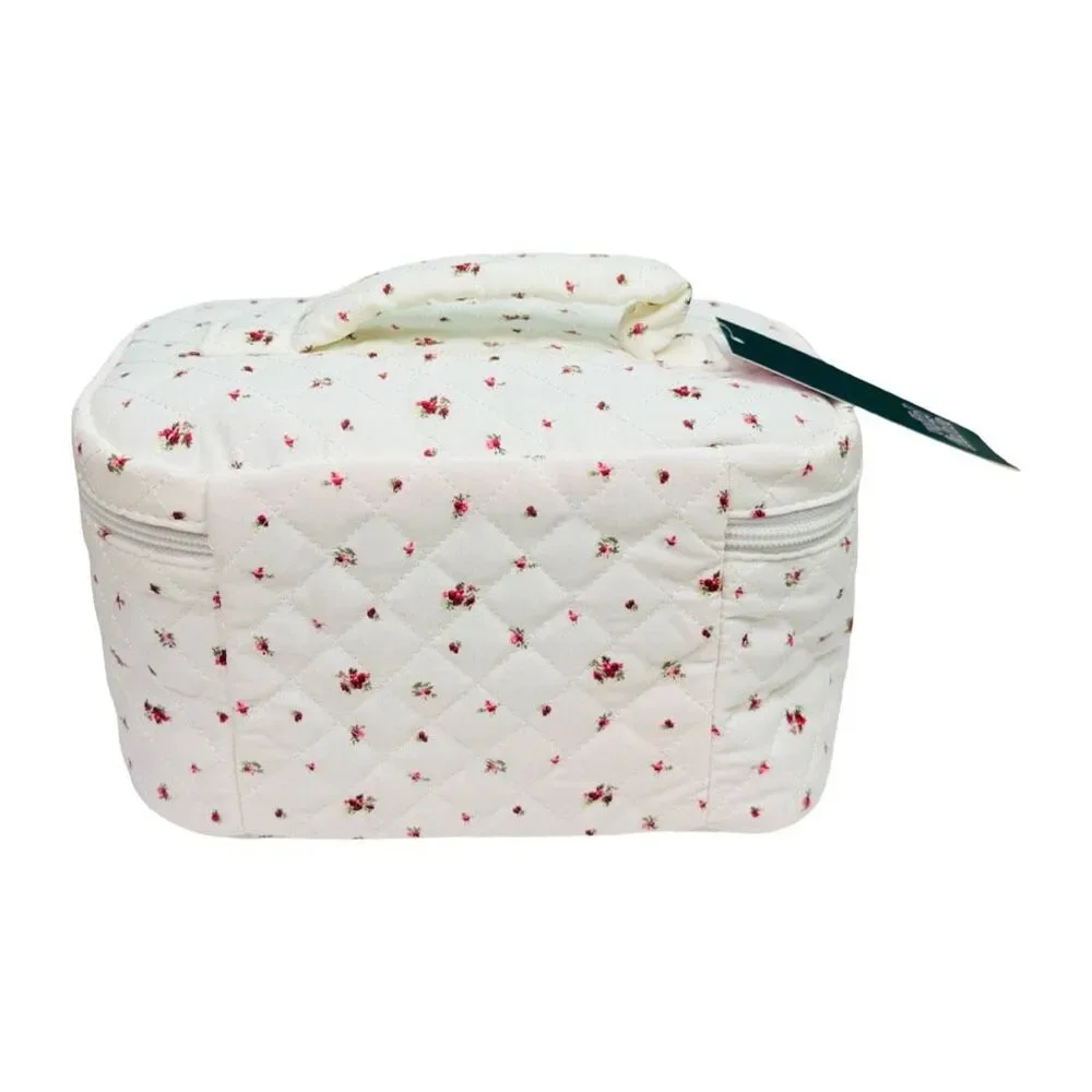Wild Fable Vanity Top Handle Zip Around Quilted Floral / Rosebud Cosmetics Bag